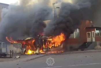 Фотография к новости: Донерная полыхает в Астане