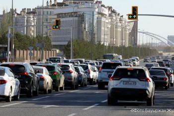 Фотография к новости: Казахстанцам с долгами планируют разрешить брать автокредиты