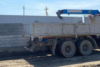 Фотография к новости: Двое рабочих погибли от удара током на стройке в Кызылординской области