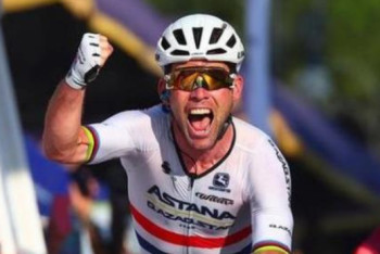 Фотография к новости: Гонщик "Астаны" одержал победу на втором этапе "Тура Венгрии"