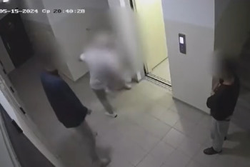 Фотография к новости: Избил женщину в подъезде: уголовное дело в Алматы расследуют по статье "хулиганство"