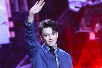 Фотография к новости: Димаш Кудайберген снова взбудоражил фанатов загадочным постом