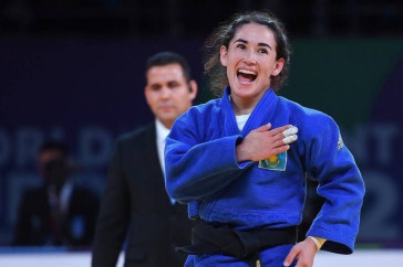 Фотография к новости: Абиба Абужакынова выиграла свою первую схватку в Абу-Даби