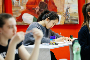 Фотография к новости: Самые востребованные специальности в 2024 году назвали в Миннауки РК