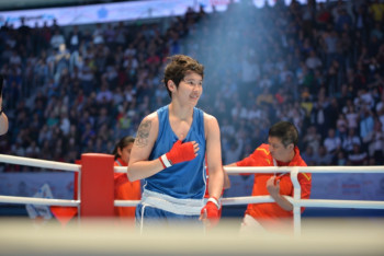 Фотография к новости: Назым Кызабай одержала досрочную победу на старте олимпийского отбора по боксу