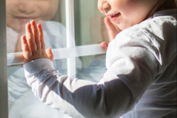 Фотография к новости: Трёхлетний мальчик выпал из окна второго этажа в Костанае