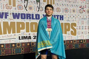 Фотография к новости: Тяжелоатлет Нурдос Сабыр стал чемпионом мира в Перу