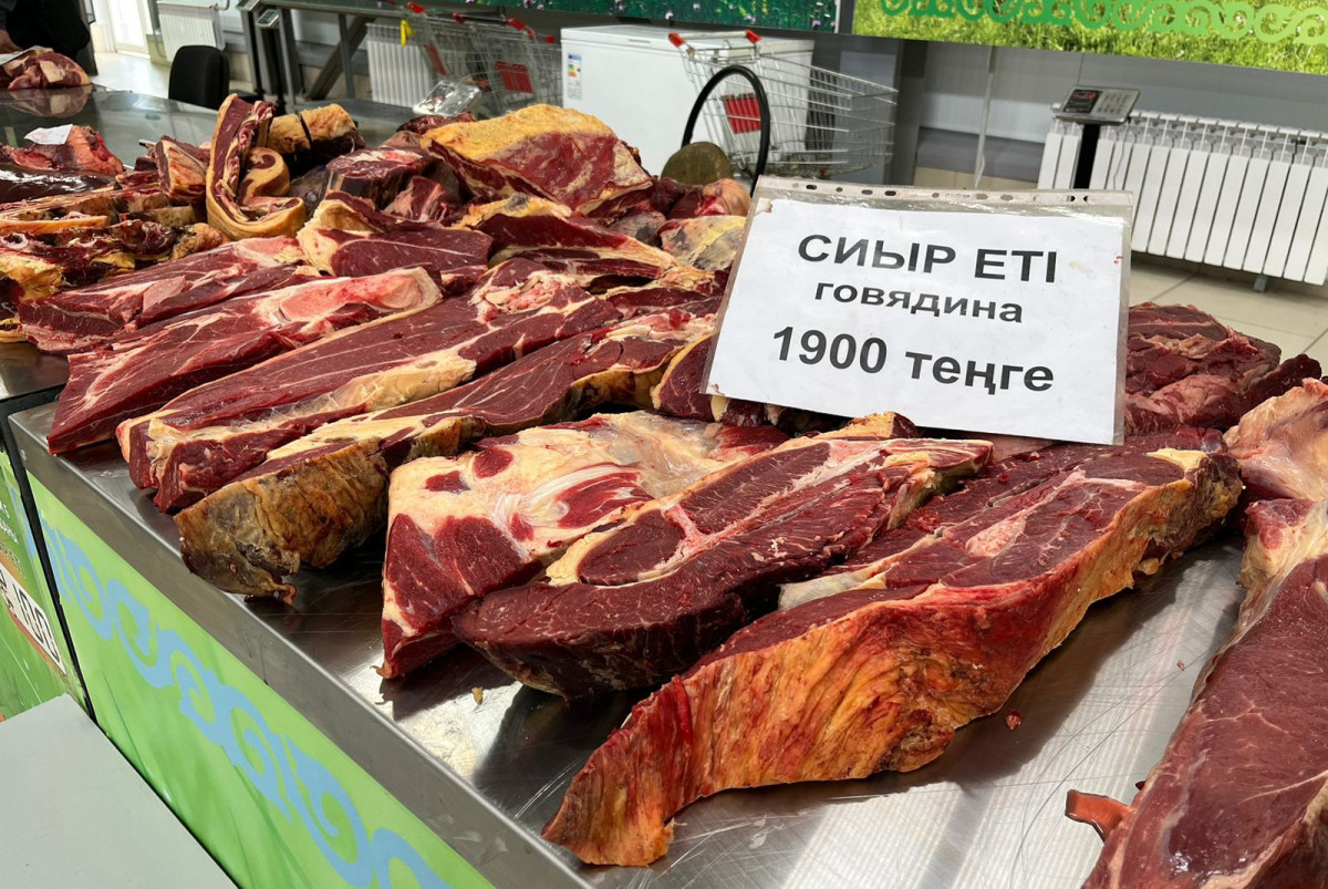  Артем Викторов.