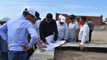 Фотография к новости: Ускорить строительство домов для пострадавших от паводков поручил Канат Шарлапаев