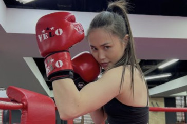 Фотография к новости: Красавица-боксёрша из Казахстана взлетела в мировом рейтинге после нокаута