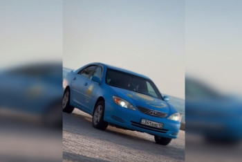 Фотография к новости: Бесплатное патриотичное такси появилось в Актау