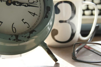 Фотография к новости: Петиция о возврате часового пояса: в Минторговли сделали заявление