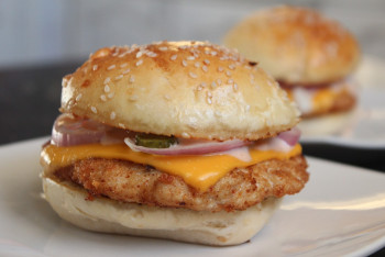 Фотография к новости: Эндокринолог раскрыла свой личный способ есть и не толстеть