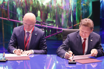 Фотография к новости: "QazaqGaz" и "Газпром" заключили договоры на транзит природного газа через Казахстан