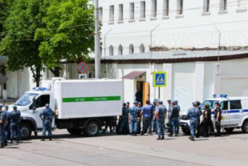 Фотография к новости: Заключённые захватили заложников в российском СИЗО: нападавшие убиты