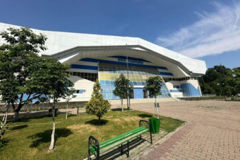 Фотография к новости: Проданный за бесценок "Ледовый дворец" в Шымкенте вернули в госсобственность