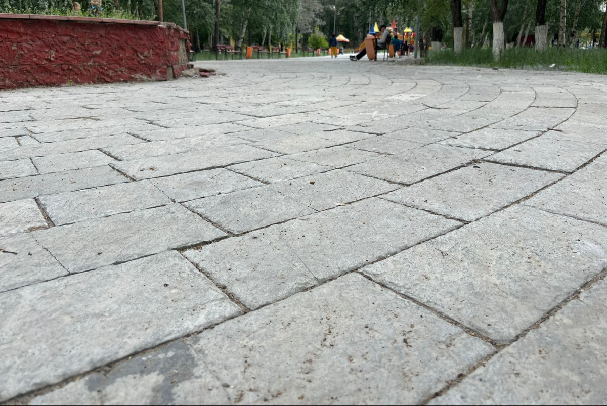  Артем Викторов.