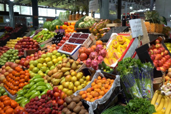 Фотография к новости: Что происходит с ценами на овощи и фрукты в Шымкенте