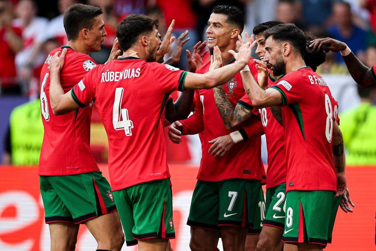  instagram.com/cristiano