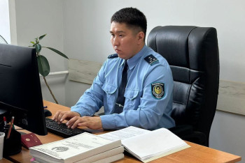 Фотография к новости: Полицейский в четвёртом поколении: кто расследует самые  резонансные дела в области Абай