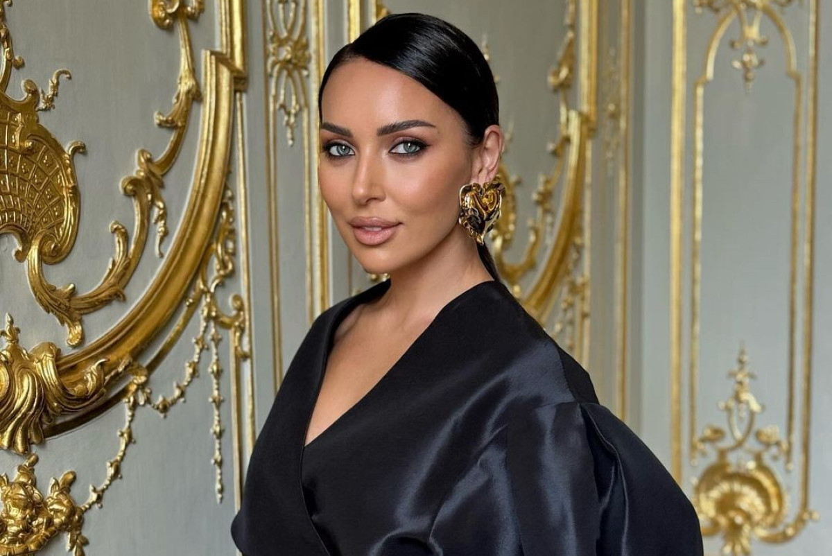  instagram.com/alsou_a