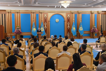 Фотография к новости: Токаев заявил о готовности подписать закон против лудомании