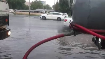 Фотография к новости: Семей затопило дождевой водой