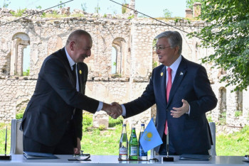 Фотография к новости: Участники саммита ОТГ приняли Карабахскую декларацию