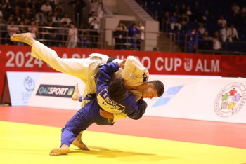 Фотография к новости: Казахстанские дзюдоисты завоевали шесть золотых медалей на домашнем кубке