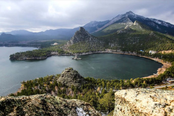 Фотография к новости: Бурабай должен стать туристическим брендом: развитие курортной зоны обсудили в Акмолинской области