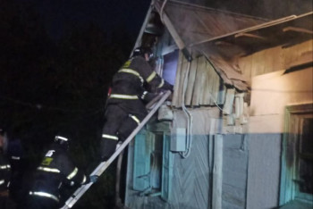 Фотография к новости: Мужчину спасли при пожаре в Восточно-Казахстанской области