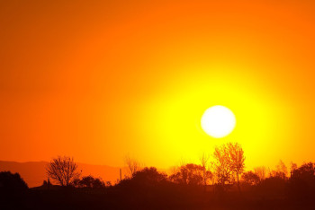 Фотография к новости: Дождь, жару и шторм обещают синоптики казахстанцам в понедельник