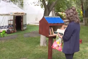 Фотография к новости: В парке Караганды установили "книжные домики"