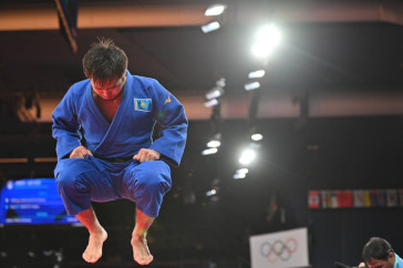 Фотография к новости: Олимпиада-2024: Елдос Сметов одолел лидера мирового рейтинга и прошёл в полуфинал