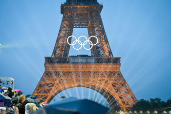 Фотография к новости: Головкин поздравил казахстанских стрелков с исторической "бронзой"