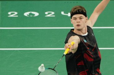 Фотография к новости: Бадминтонист Дмитрий Панарин проиграл в первом матче Олимпиады-2024