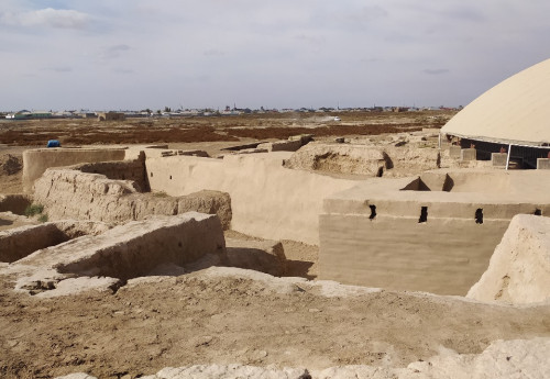 Фотография к новости: Строящийся археологический парк Культобе в Туркестане вызывал множество вопросов у специалистов