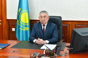 Фотография к новости: Аким Петропавловска позвал горожан поработать в акимате