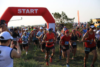 Фотография к новости: На курорте  "Бурабай" прошел международный забег "Аqbura bay trail-4"