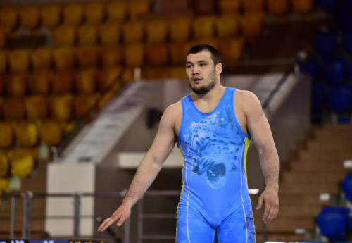 Фотография к новости: Борец Алимхан Сыздыков пробился в 1/4 финала Олимпийских игр