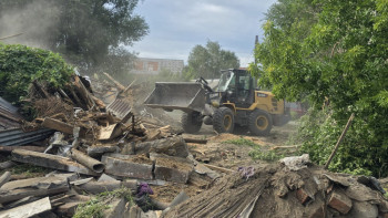 Фотография к новости: В Костанае приступили к утилизации пострадавшего от паводка жилья