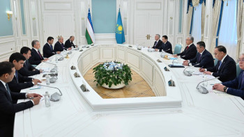 Фотография к новости: Что обсудили Токаев и Мирзиёев в узком составе переговоров