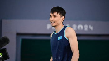 Фотография к новости: Скалолаз Амир Маймуратов не смог пробиться в полуфинал Олимпийских игр