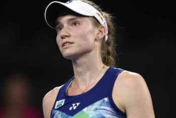 Фотография к новости: Елена Рыбакина объявила о неожиданном решении после неудач