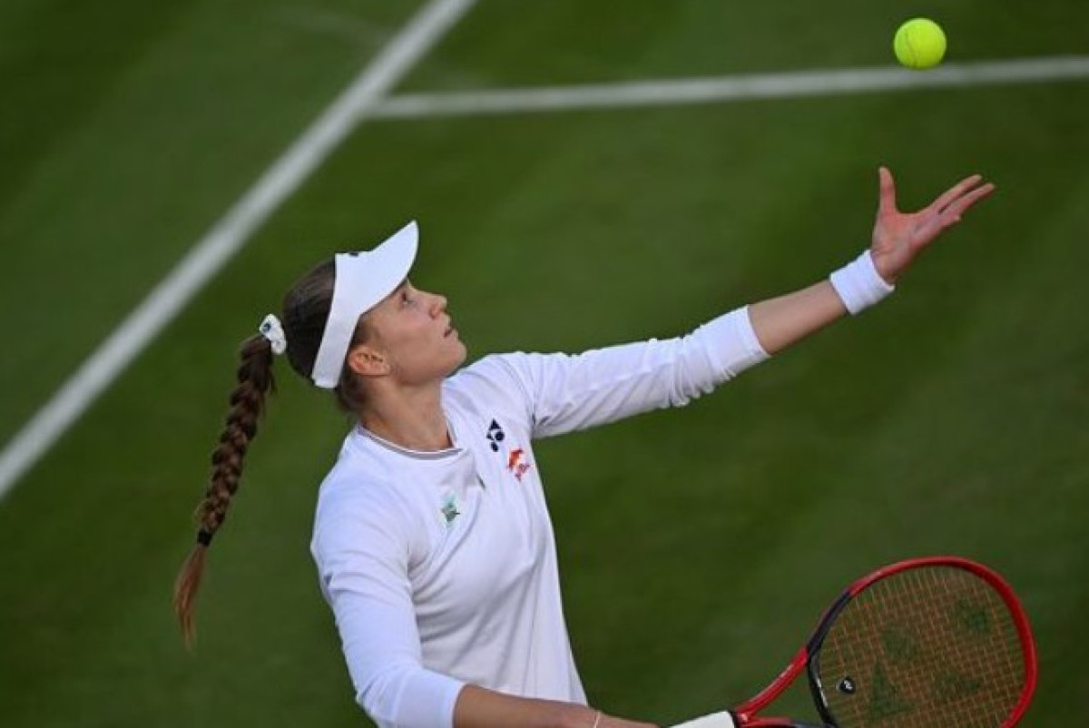  instagram.com/lenarybakina