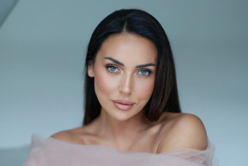 Фотография к новости: "Начинается новая глава" – певица Алсу о своём новом статусе