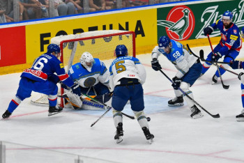 Фотография к новости: Мужская команда Казахстана по хоккею не смогла взять квоту на Олимпиаду-2026