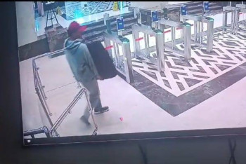 Фотография к новости: Баян похитил абитуриент при поступлении в вуз Астаны