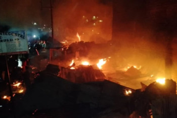 Фотография к новости: В Кении при пожаре погибли 17 школьников