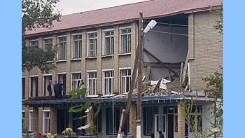 Фотография к новости: Часть стены сельской школы обрушилась в Костанайской области